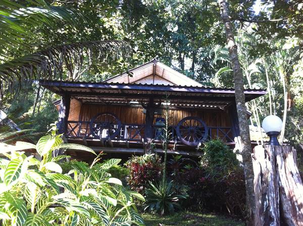 ที่พักสวนเรือนแก้ว 
